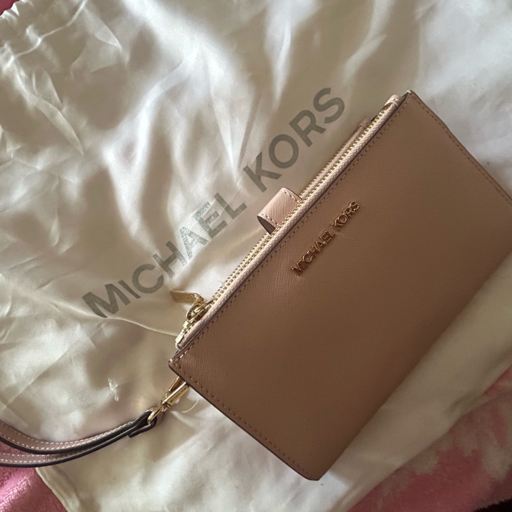 Michael Kors jet set travel, large double zip wristlet